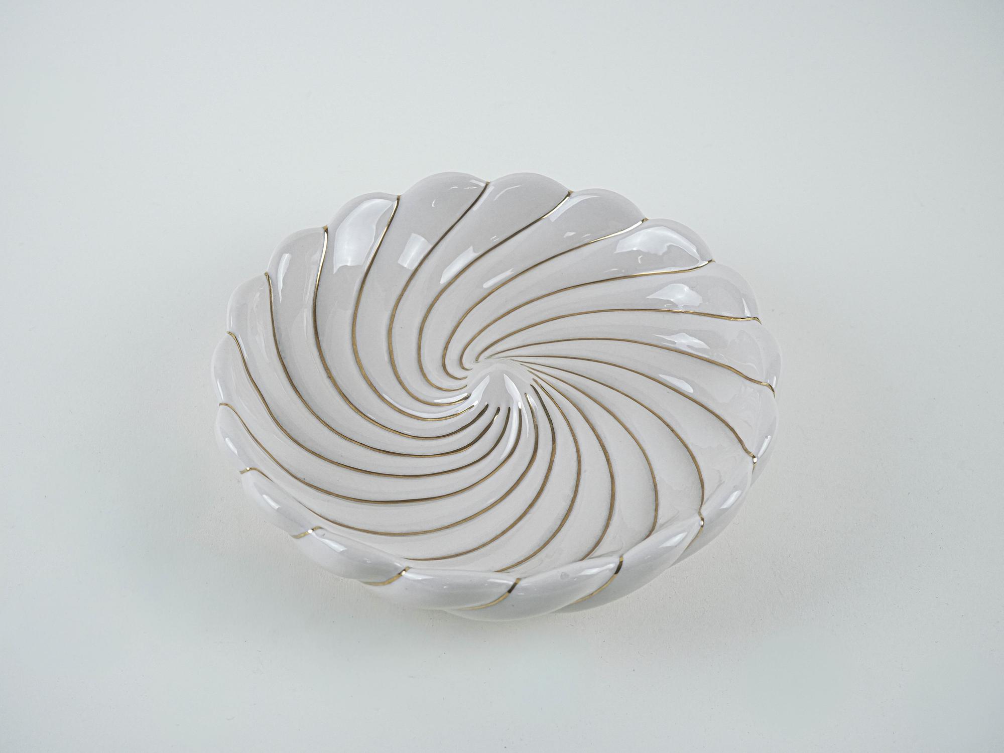 Ceramic bowl Cream 1980s 3