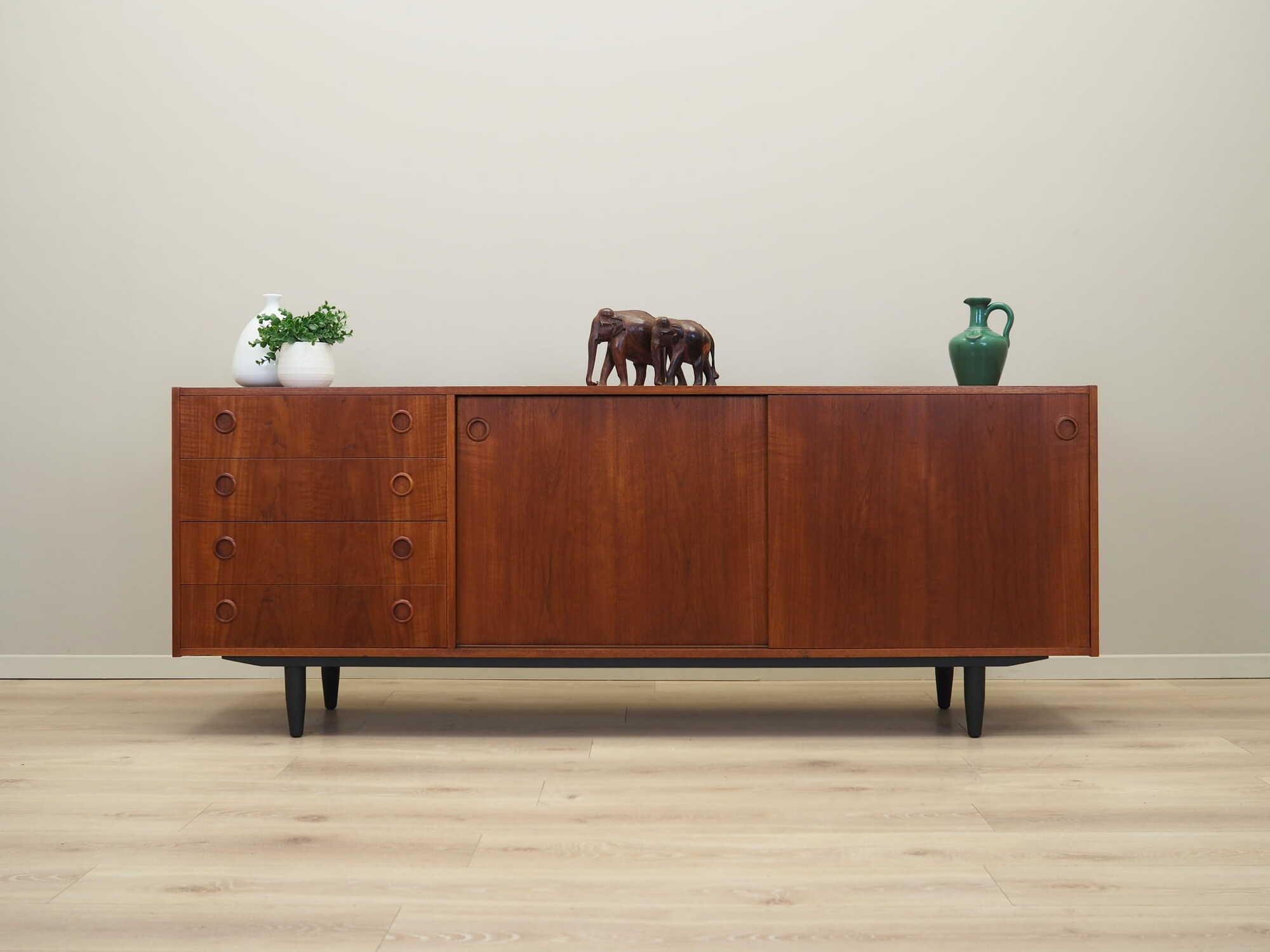 Vintage Sideboard Teakholz Braun 1970er Jahre 1