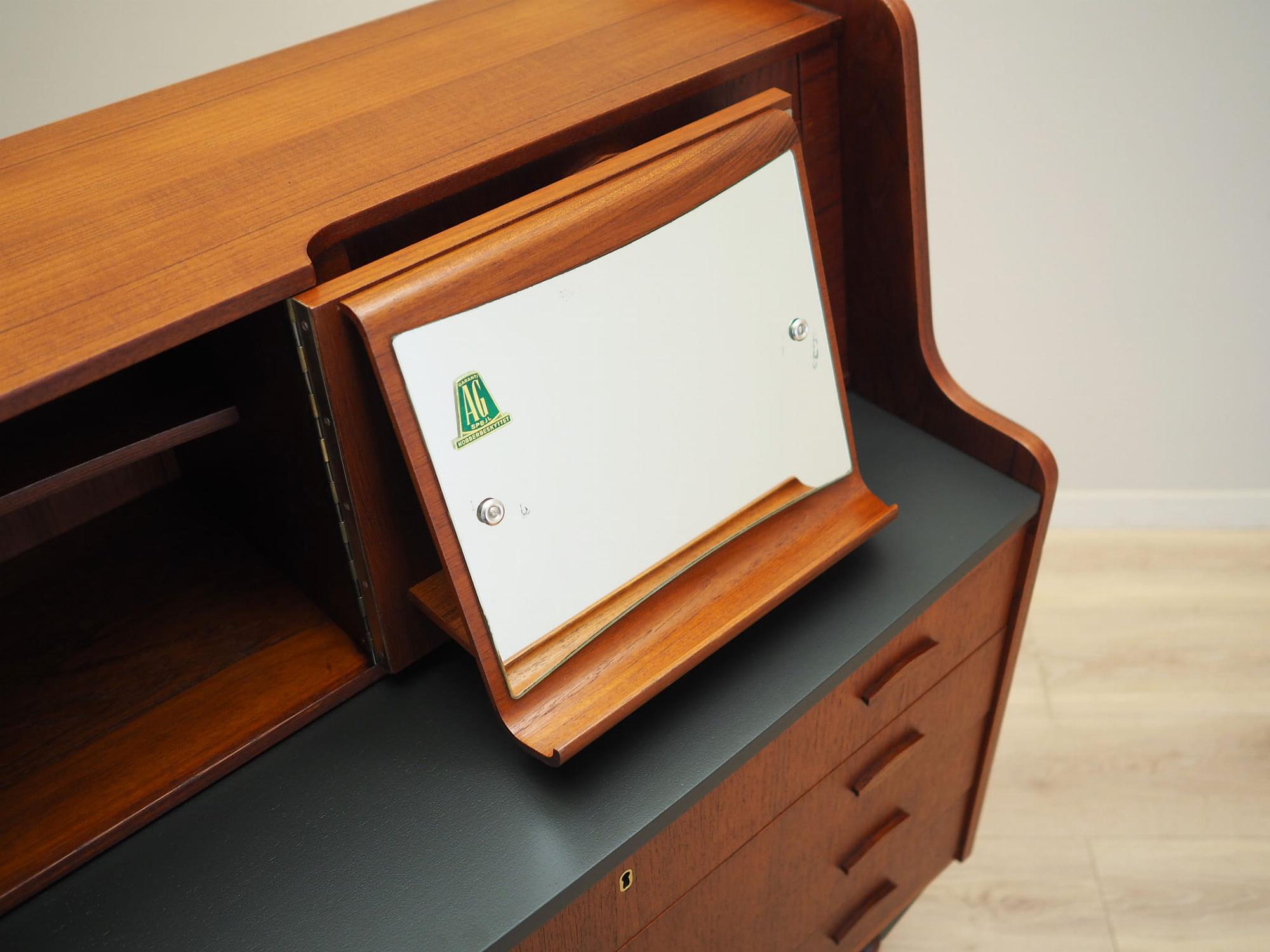 Secretary Teak 1970s 11