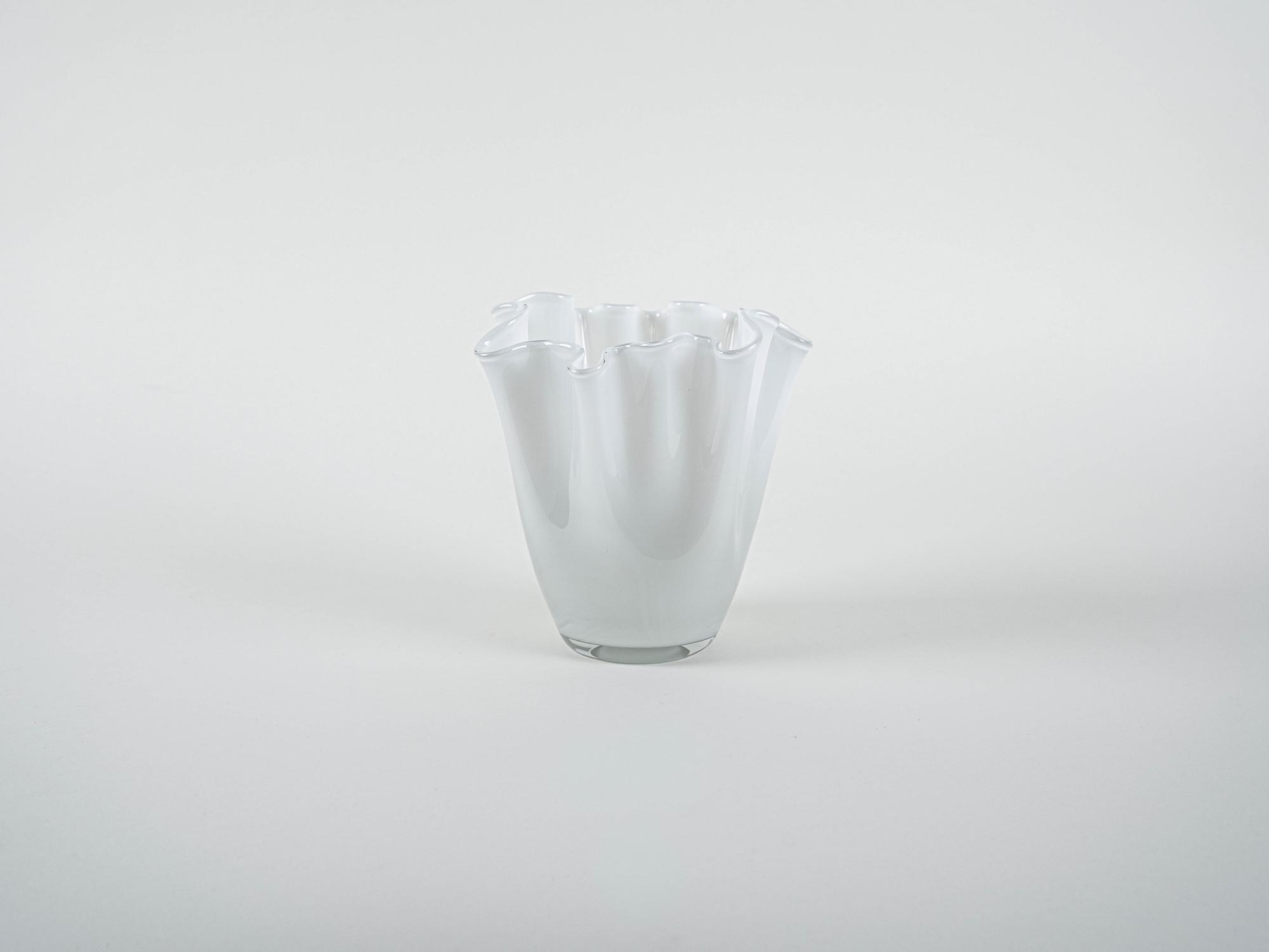 Vase 1970s White 2