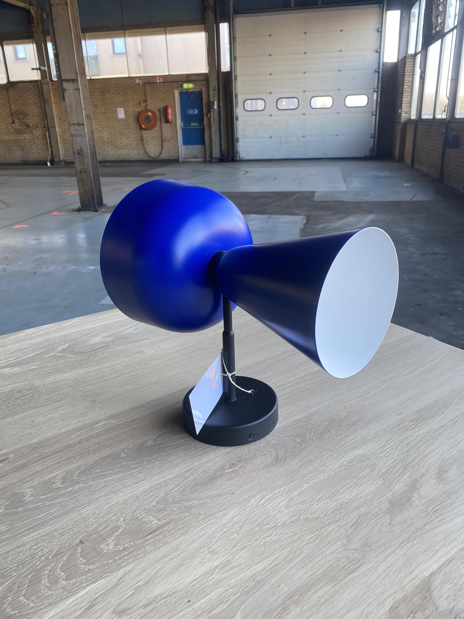 Alphabeta Wandlampe Blau 2