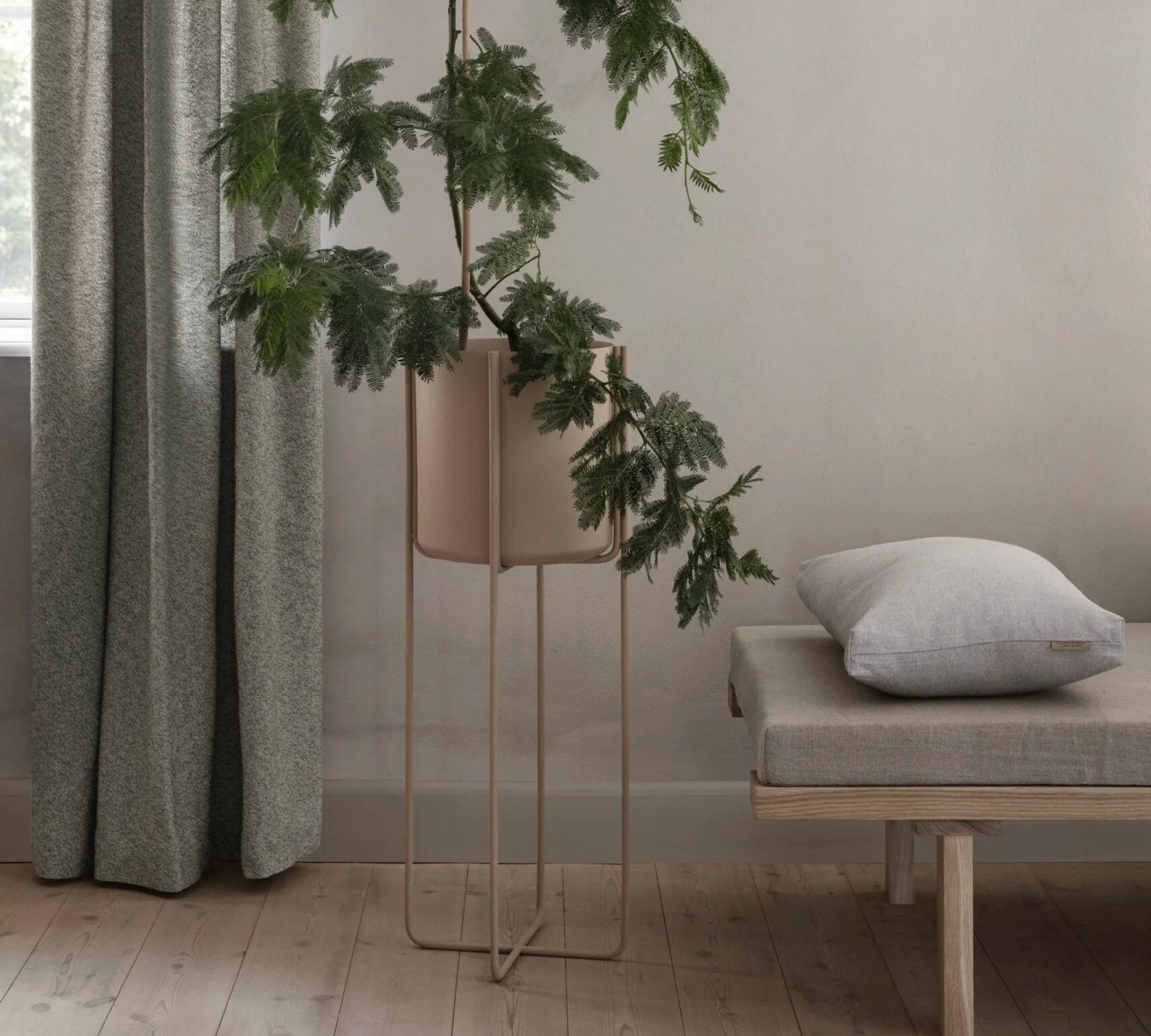 Kena Pflanzgefäß mit Gestell Nomad 80 x 29 cm 66019 1