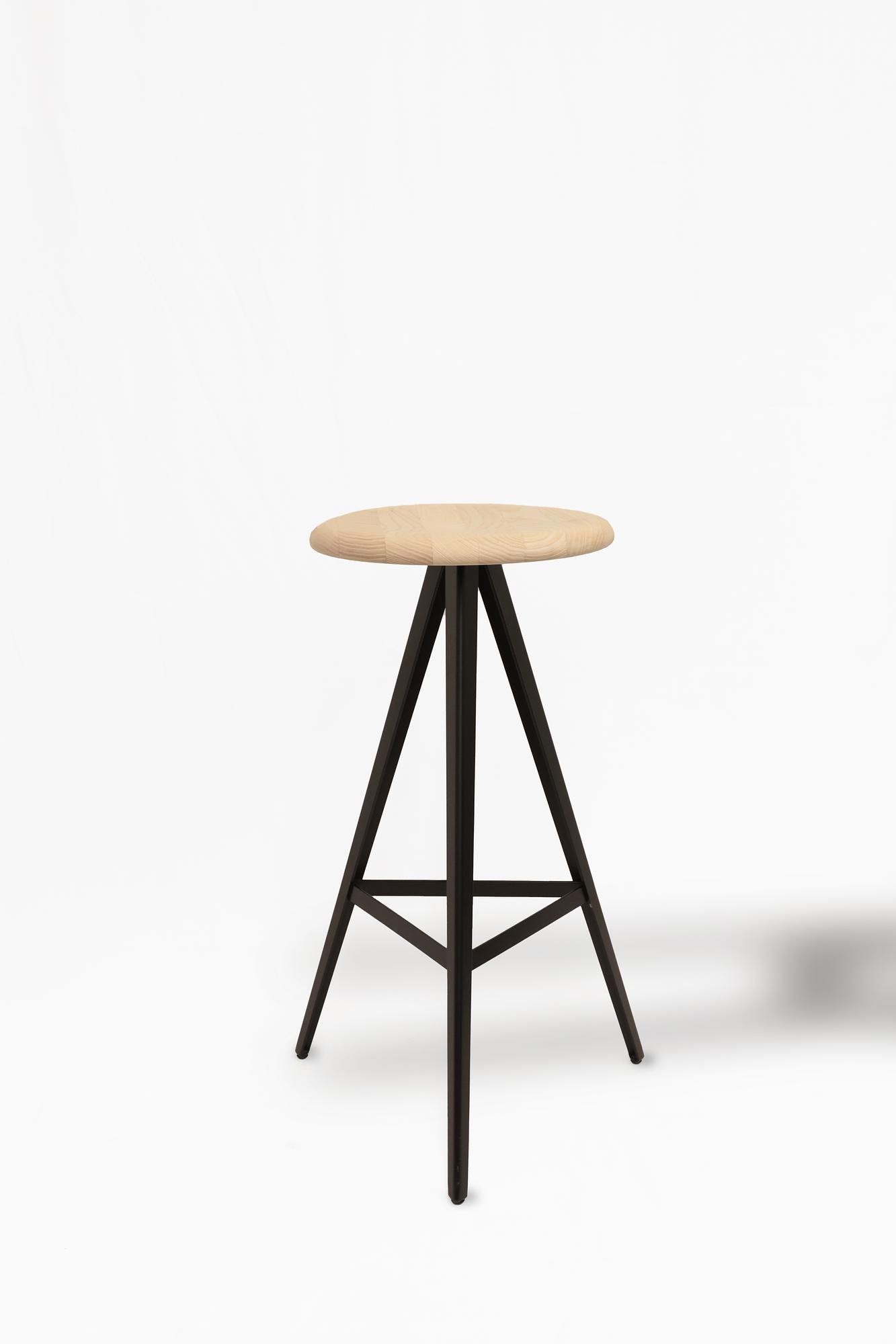 Kuky Alto Neutro Sgabello Metallo Legno Nero 0