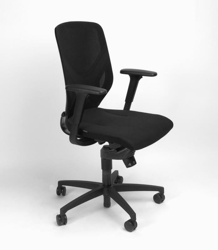 Bürostuhl mit Patentierter 3-D-Kinematik Trimension® 1