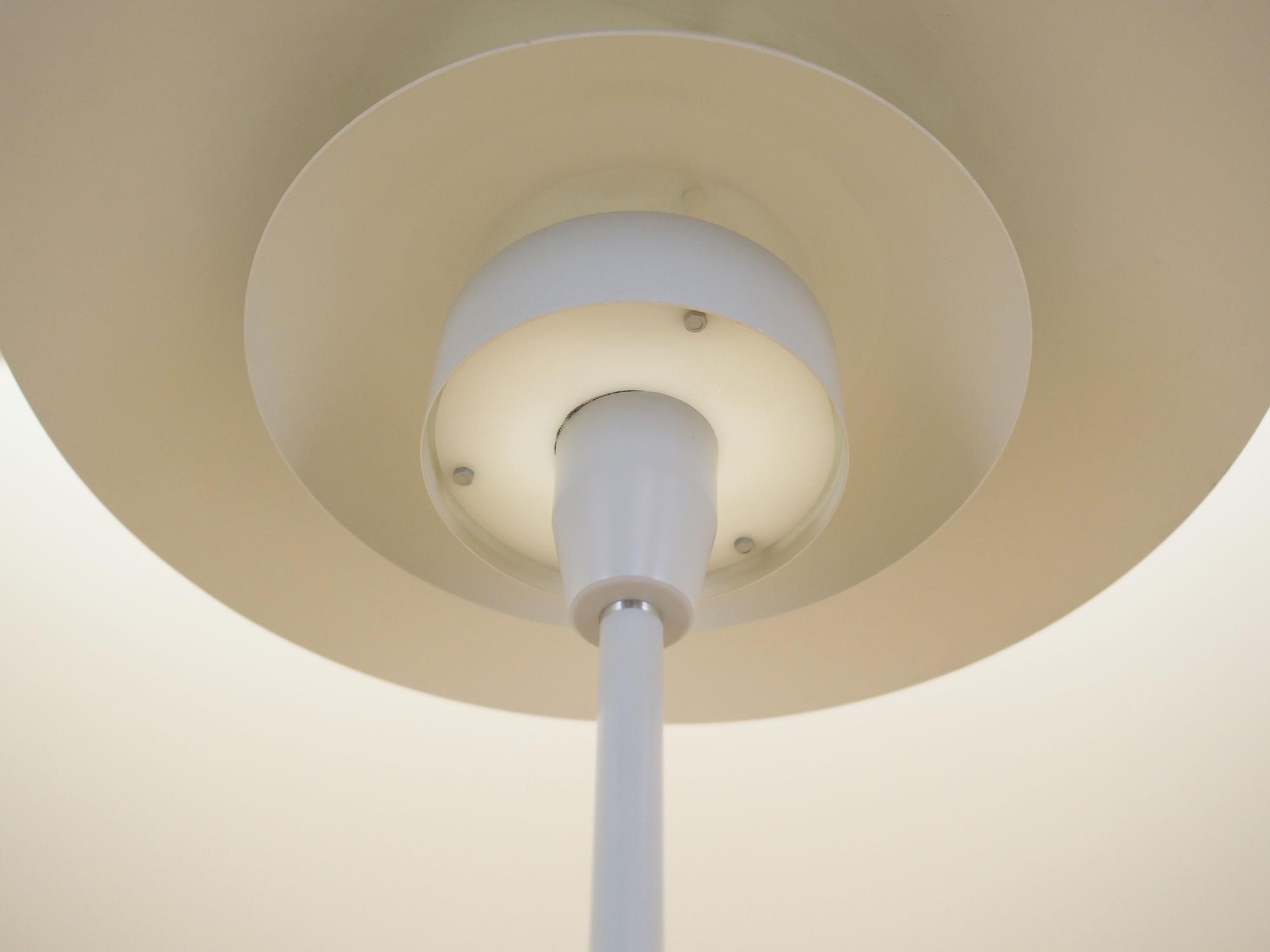 Stehlampe Metall 1970er Jahre 9
