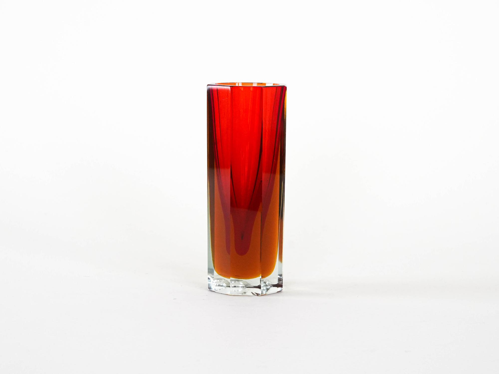 Glass vase 1960s, made in the Czech Republic. 3