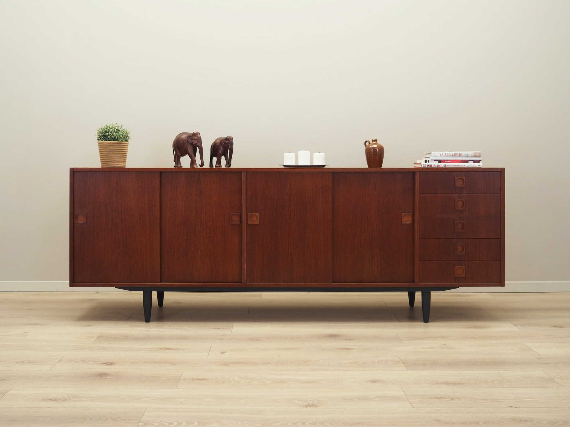 Vintage Sideboard Teakholz Braun 1960er Jahre 1