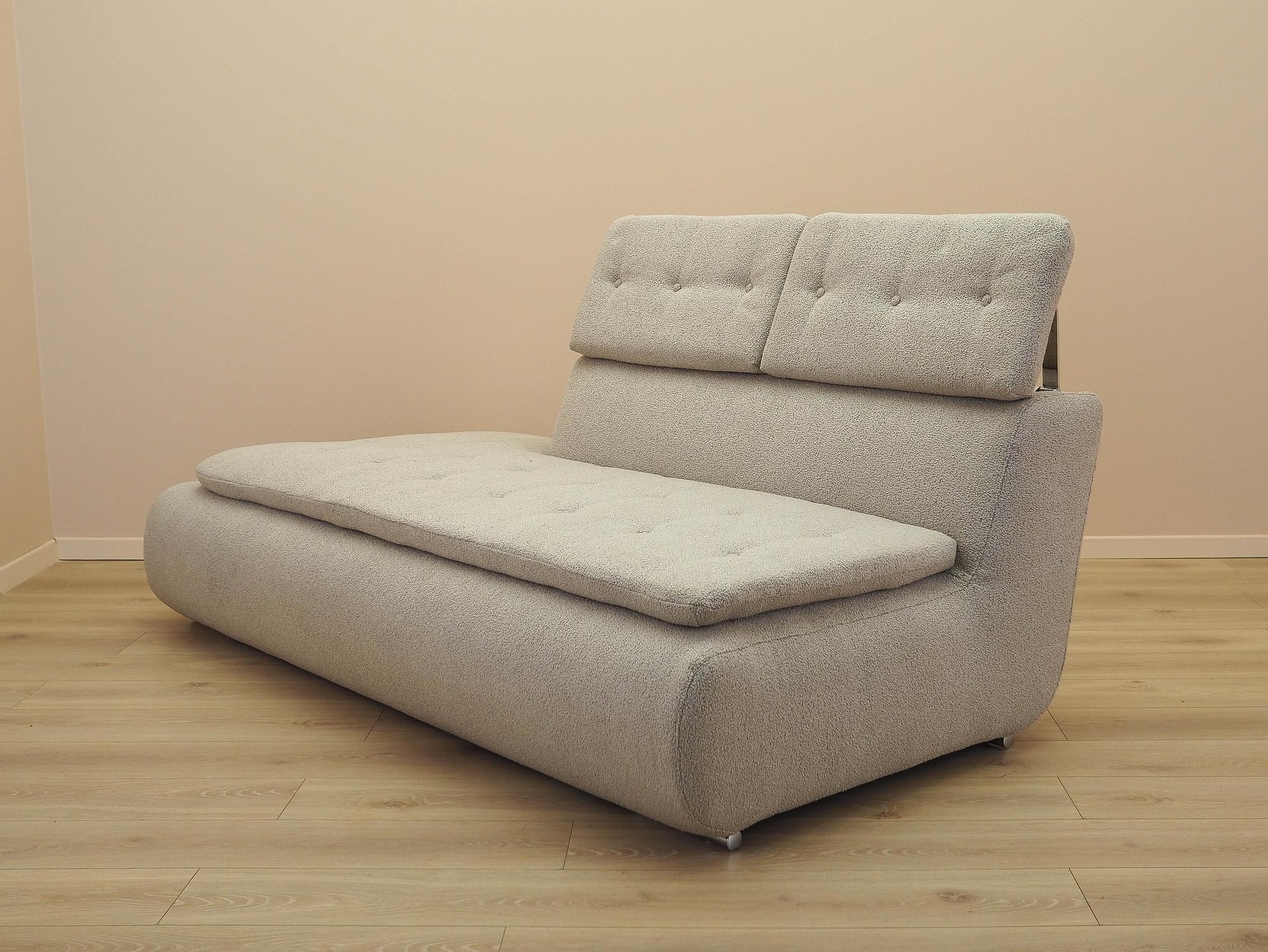 Divano beige anni '80 3