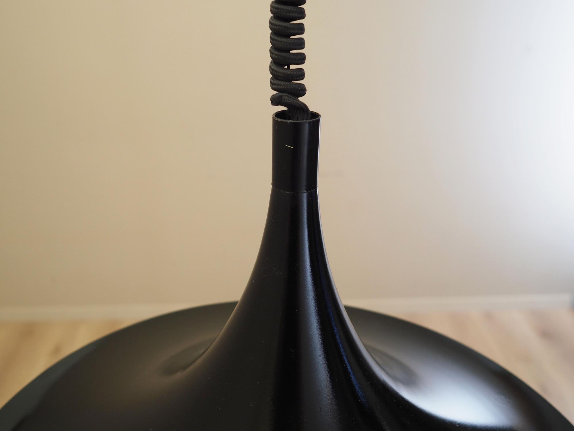 Pendant lamp
Metal
1970s 9