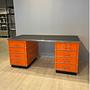 Classic Line Schreibtisch TB 229 Stahl Orange 2