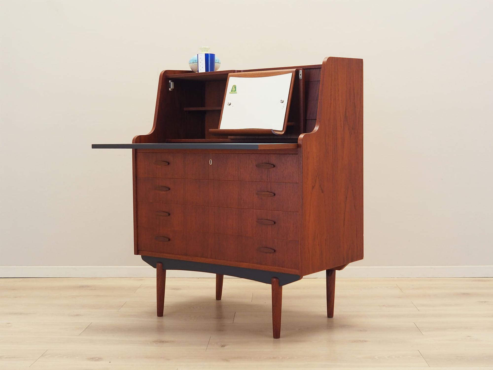 Secretary Teak 1970s 3