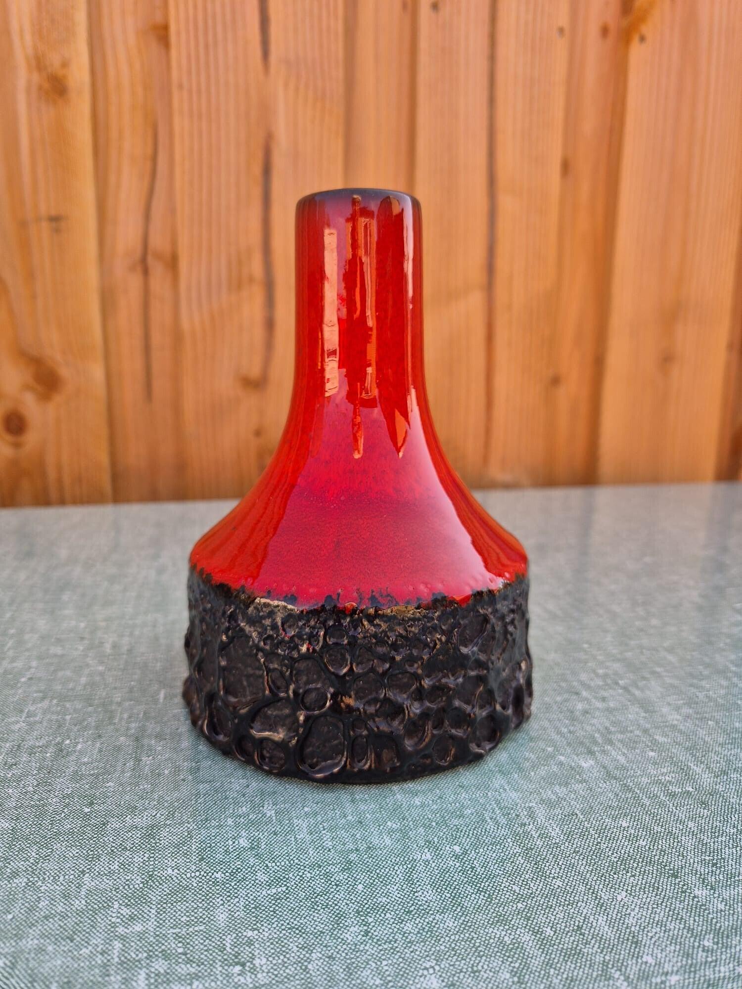 Modell 906 / 16 Vase Keramik Rot 1