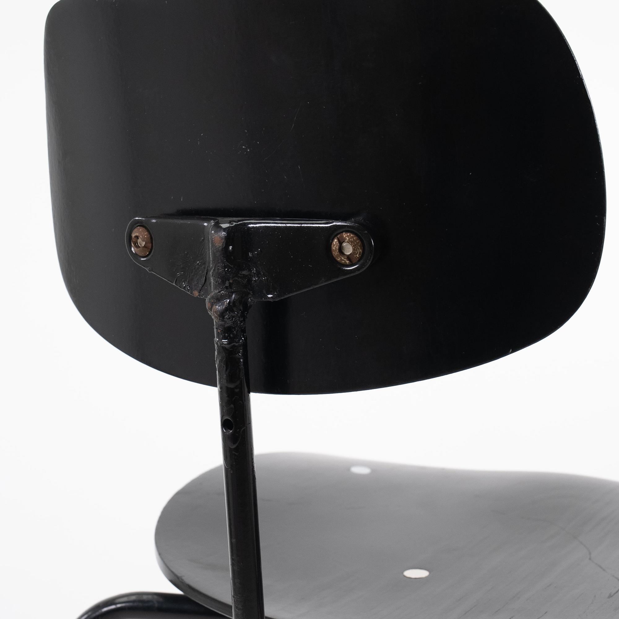 SE68 Stuhl Schwarz von Wilde&Spieth 8