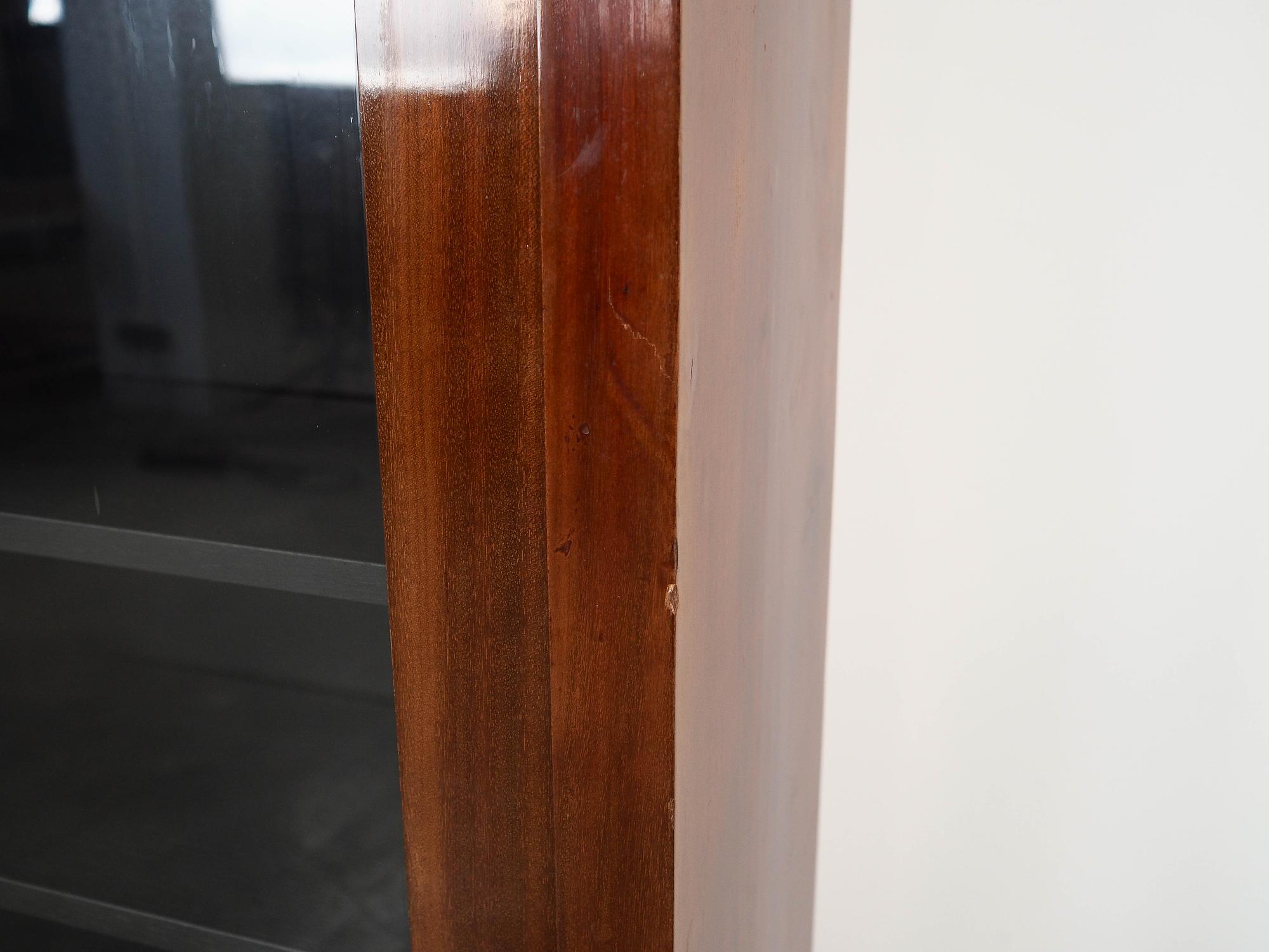 Vitrine Walnussholz 1960er Jahre 7