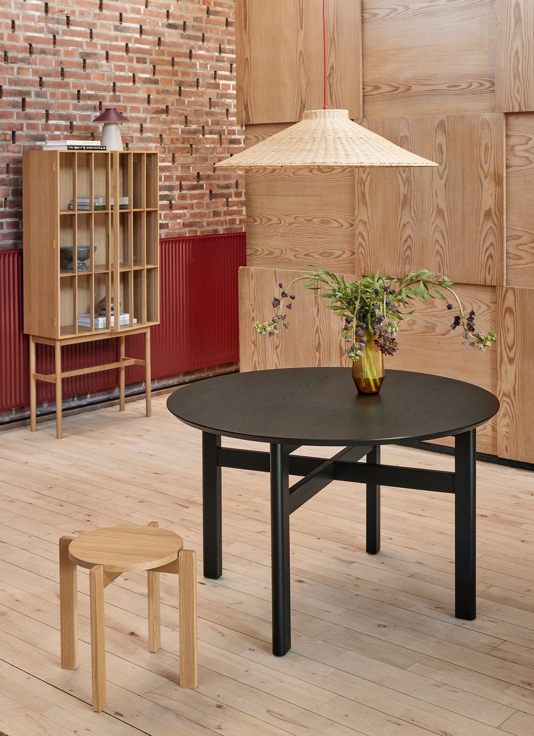 Chipper Tischlampe Sandfarben Burgundy 3