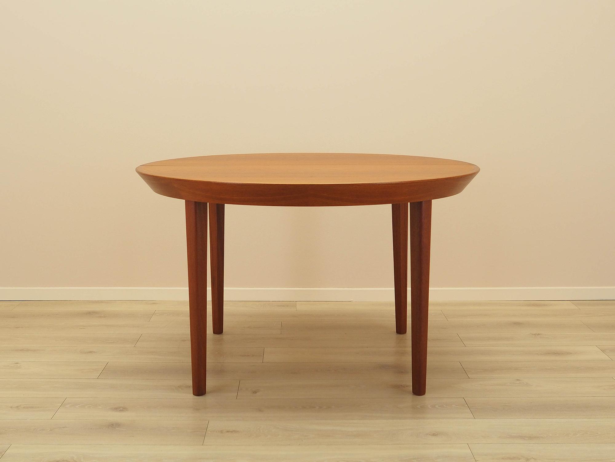 Round table Teak Brown 5