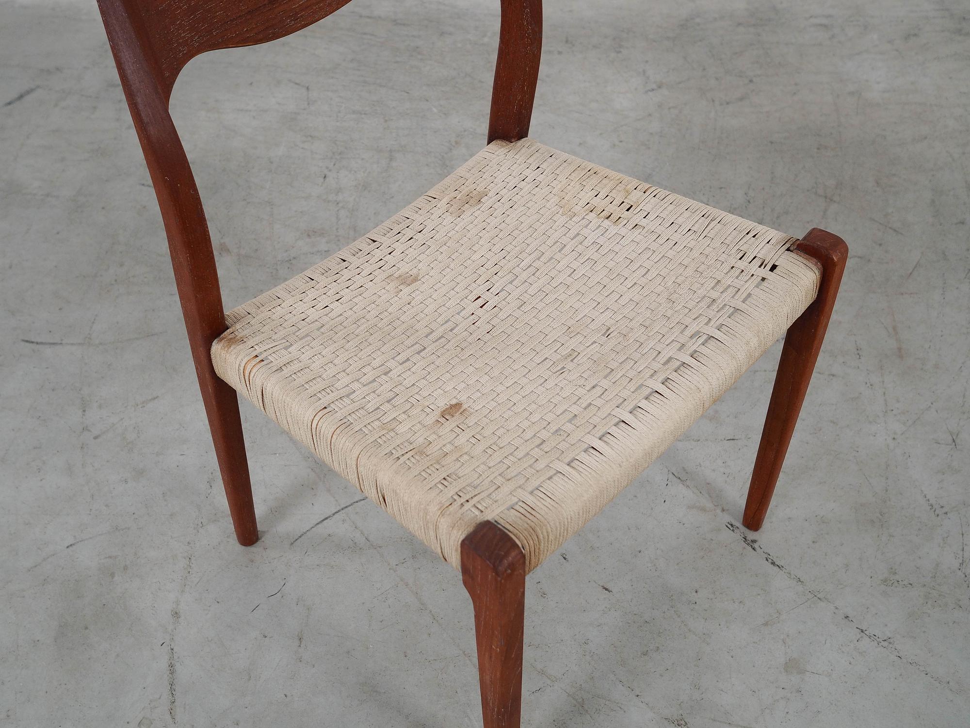 Teak wood chair 1960s 12