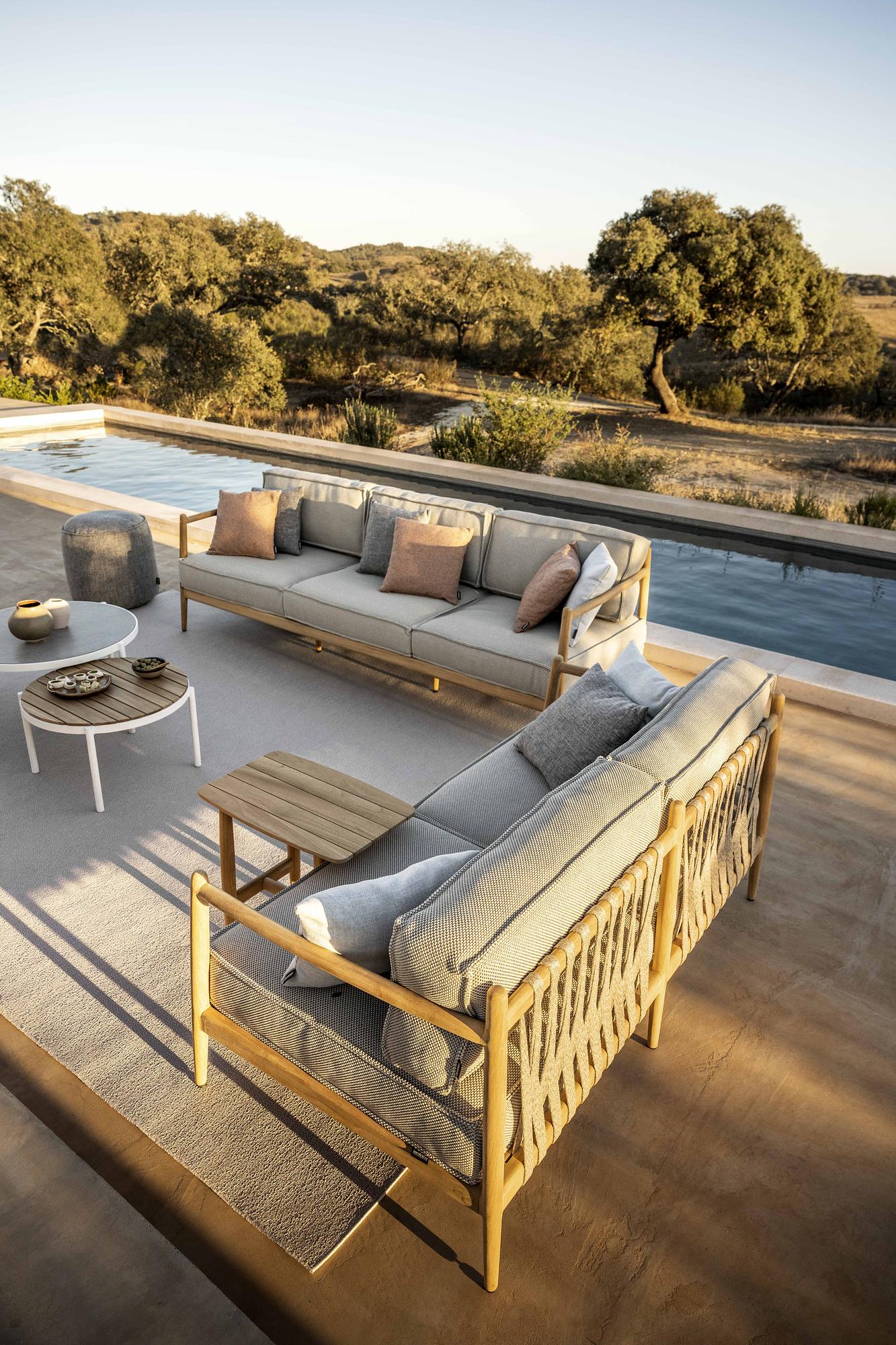 NOA Sofa 3-Seater Teak Artichoke 3-Cushion Brulé 1