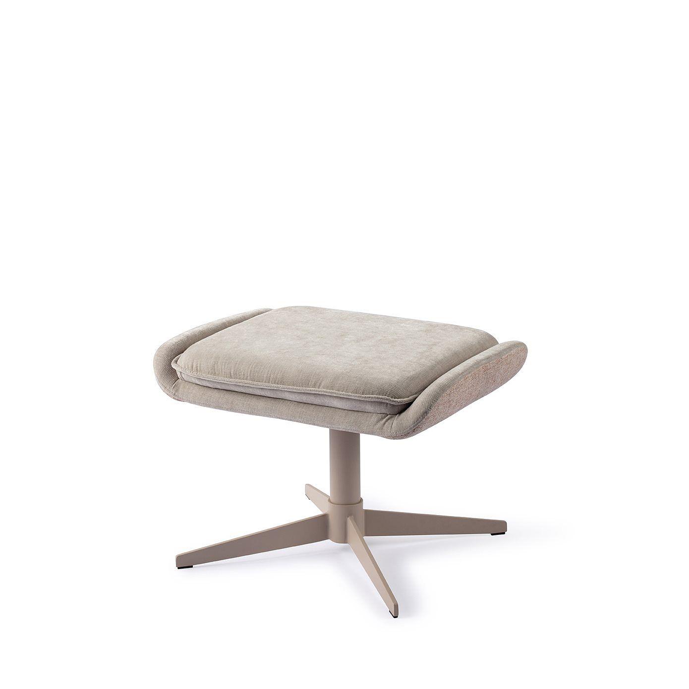 Oketo Hocker Driftwood Drive 1