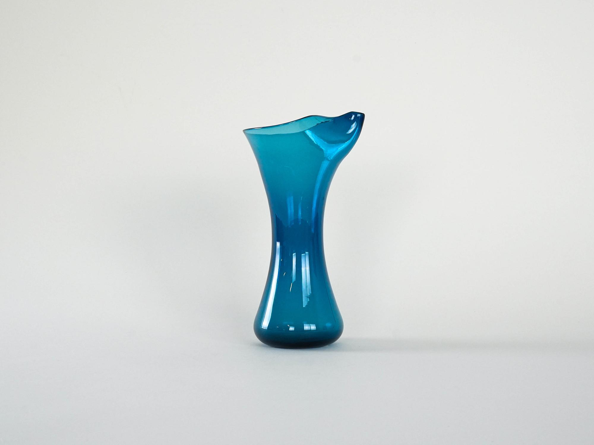 Glass pitcher Cobalt 4