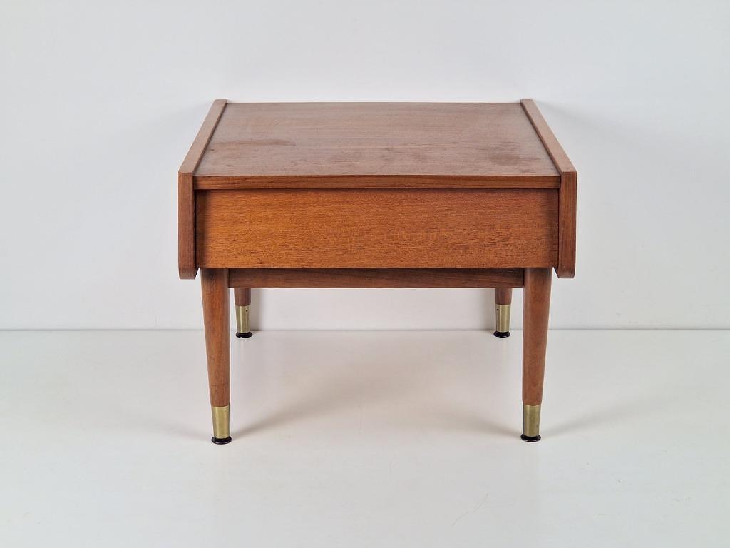 Vintage Nachttisch Teakholz Braun 1960er Jahre 1