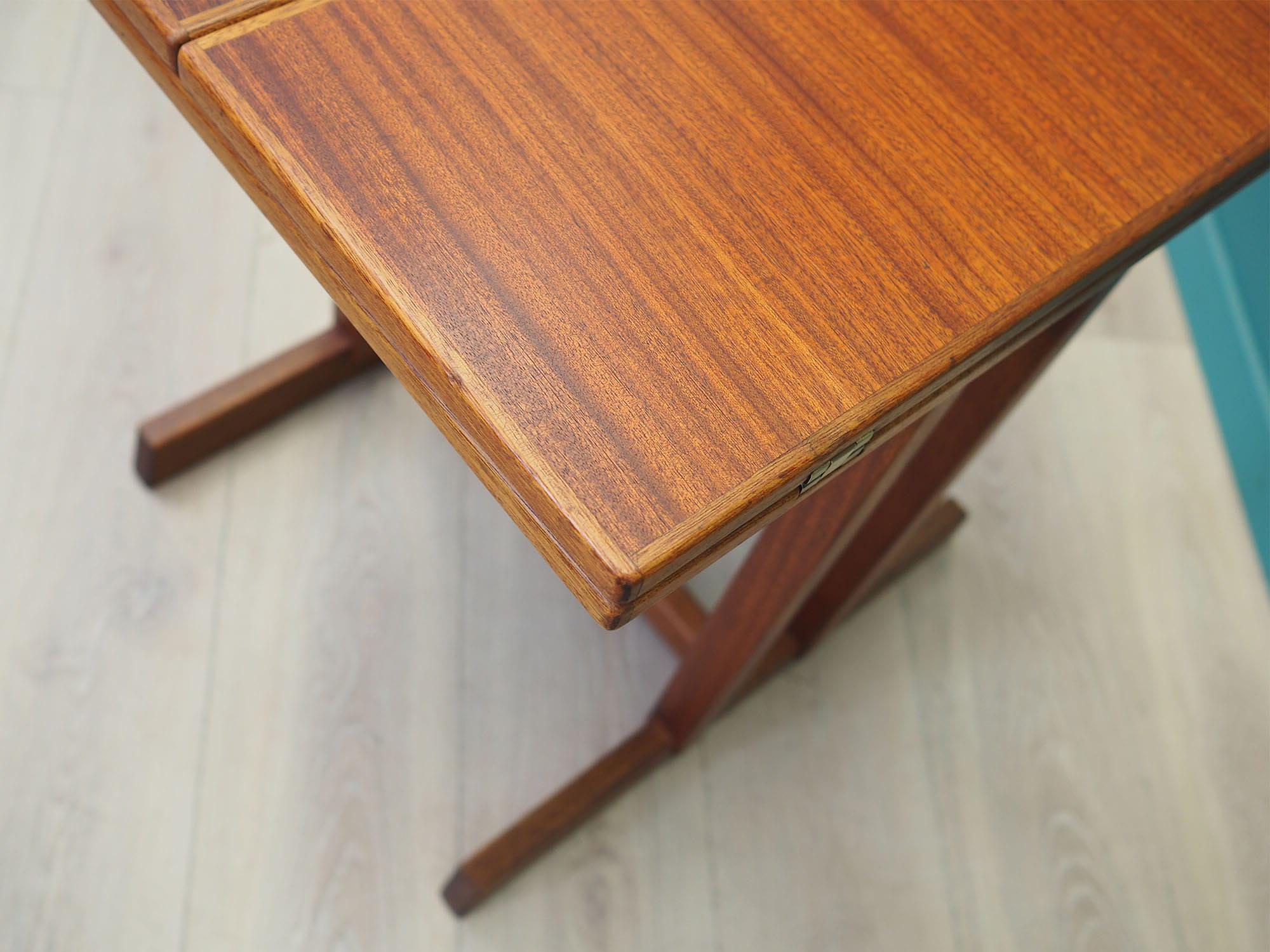Mahogany Beistelltische 1970 Jahre 6
