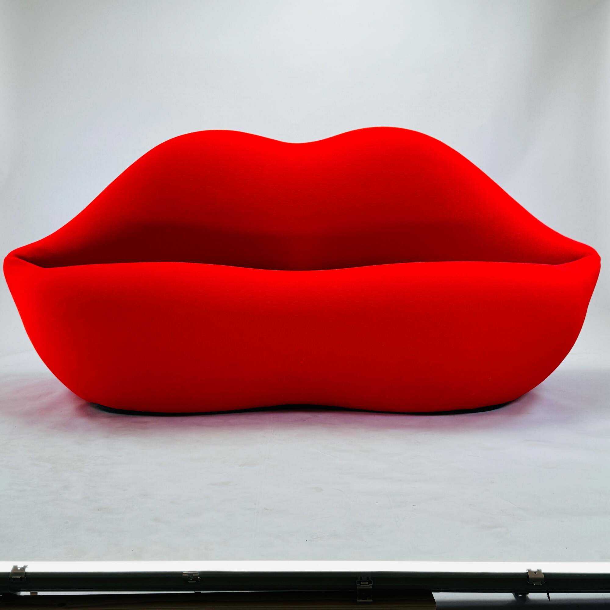 La Bocca Lipstick Sofa Rot 4