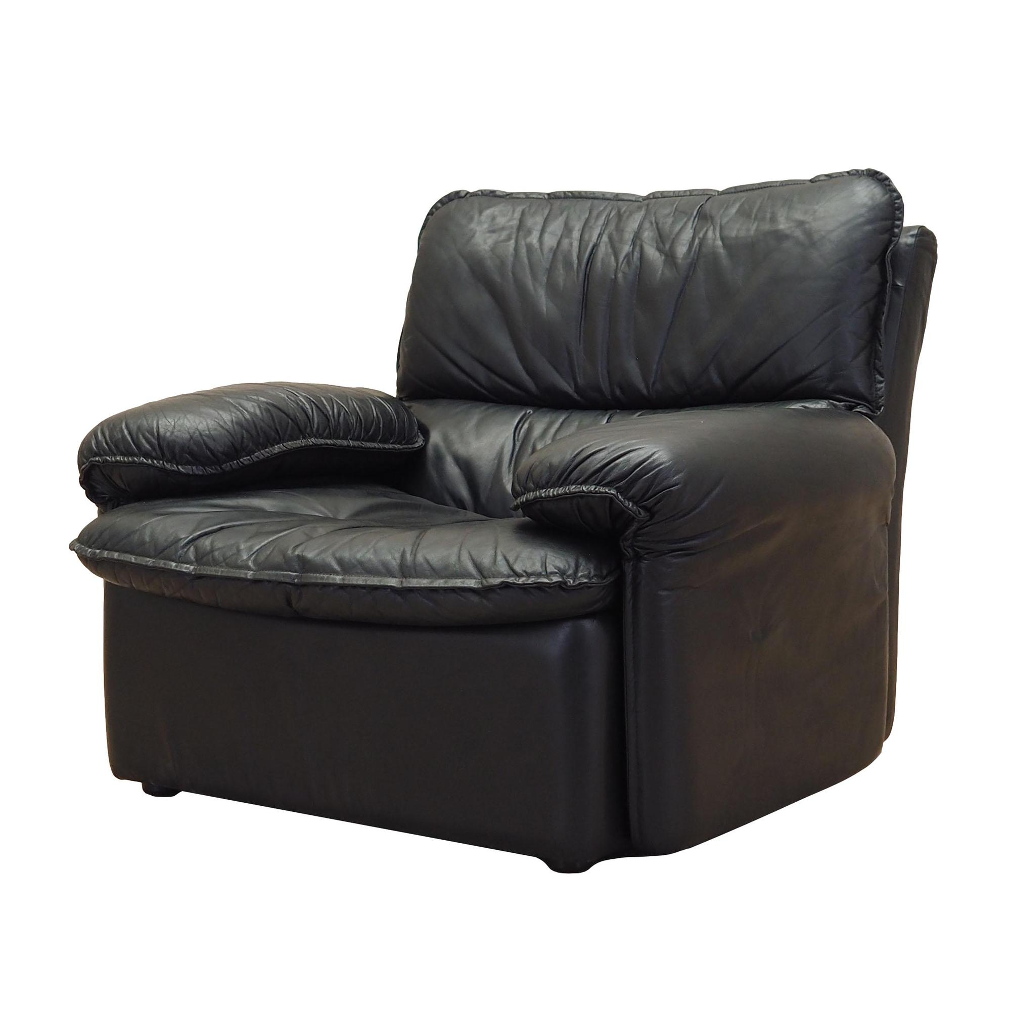 Lounge chair leather black 1970s 0