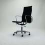 EA 119 Aluminium Chair Hopsack Textil Schwarz 0