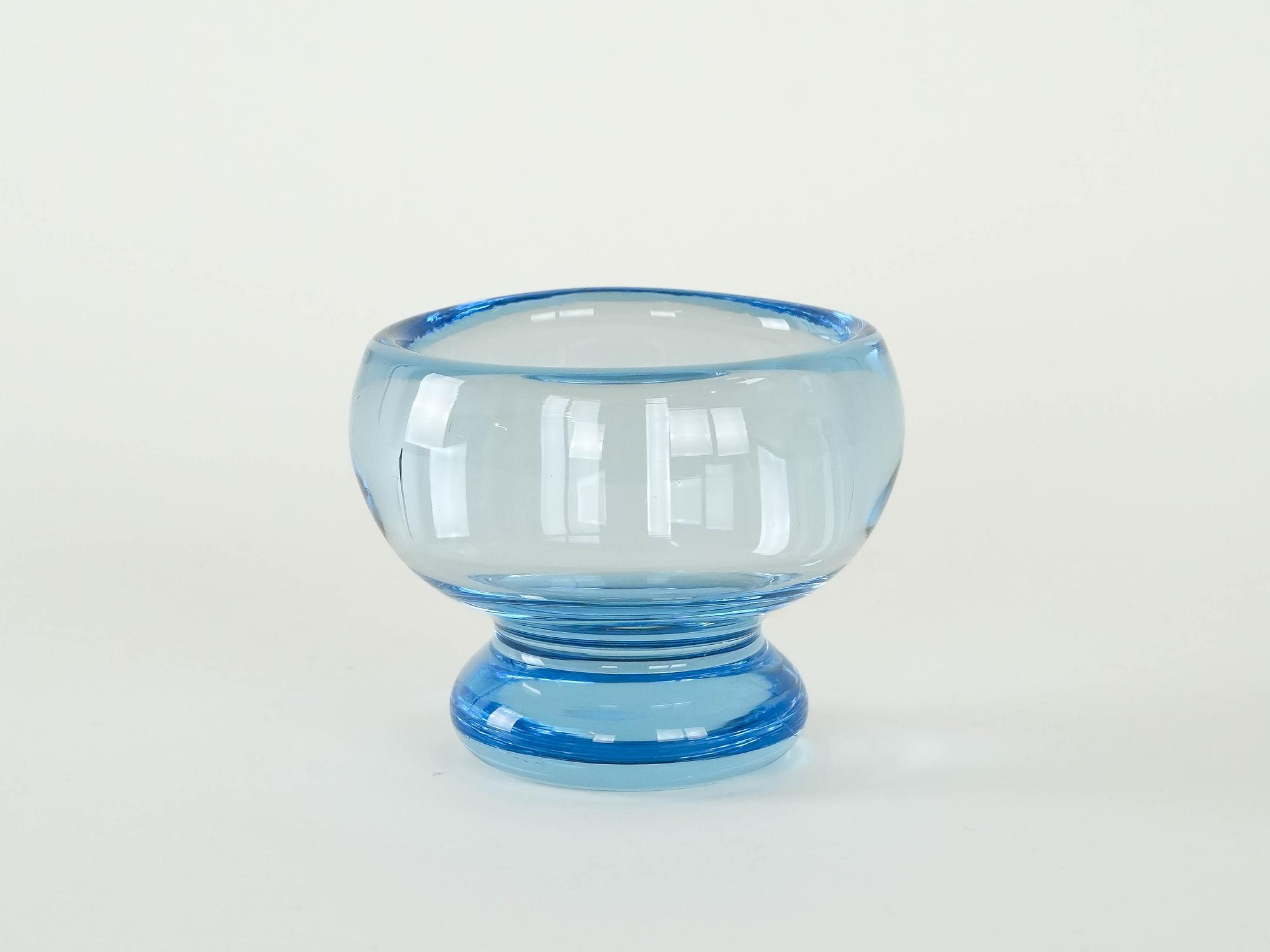 Akva Bowl Blue 1960s 3