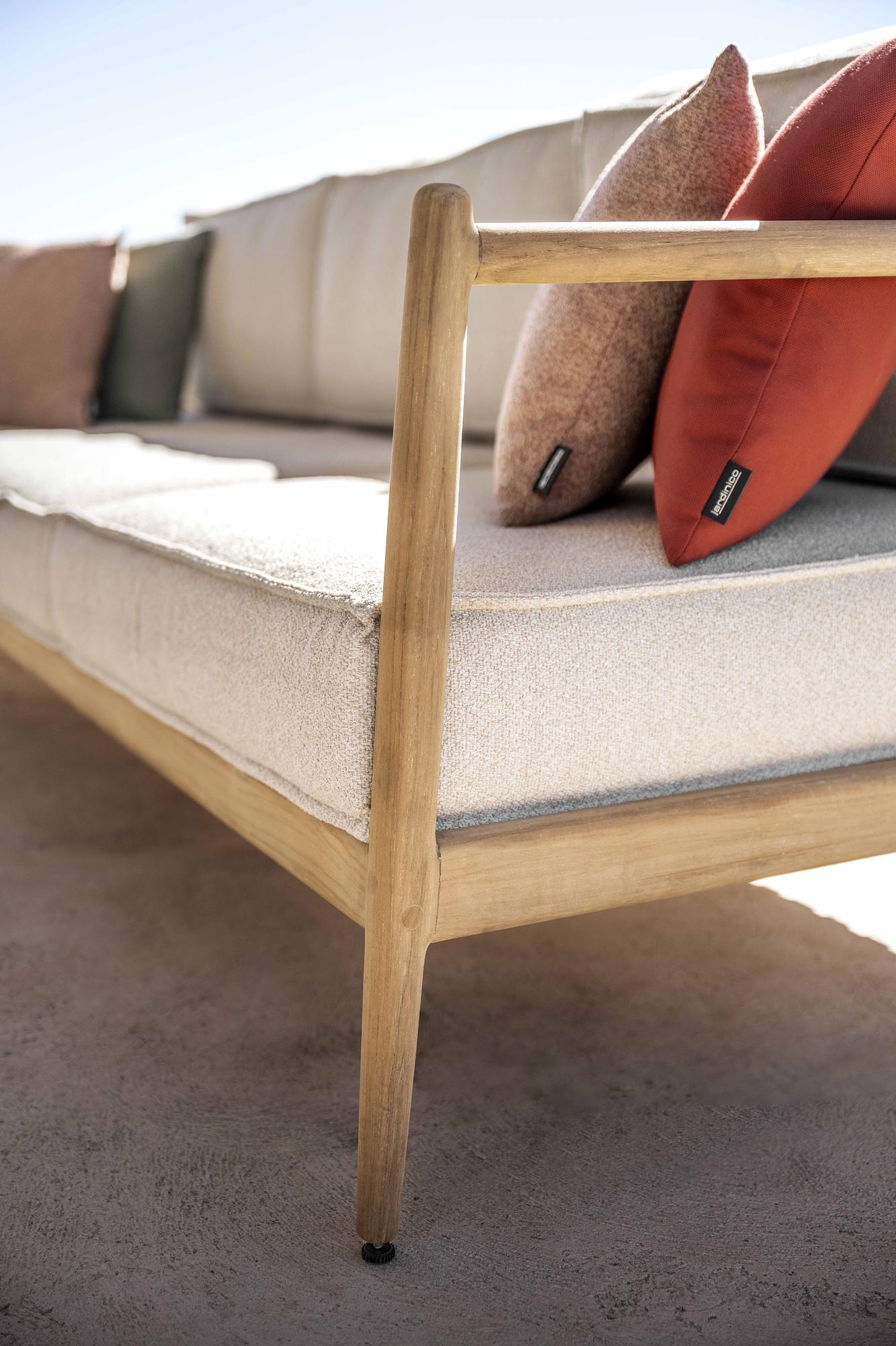 NOA Sofa 3-Seater Teak Artichoke 3-Cushion Brulé 2