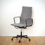 EA 119 Aluminium Chair Cosy Grau 0