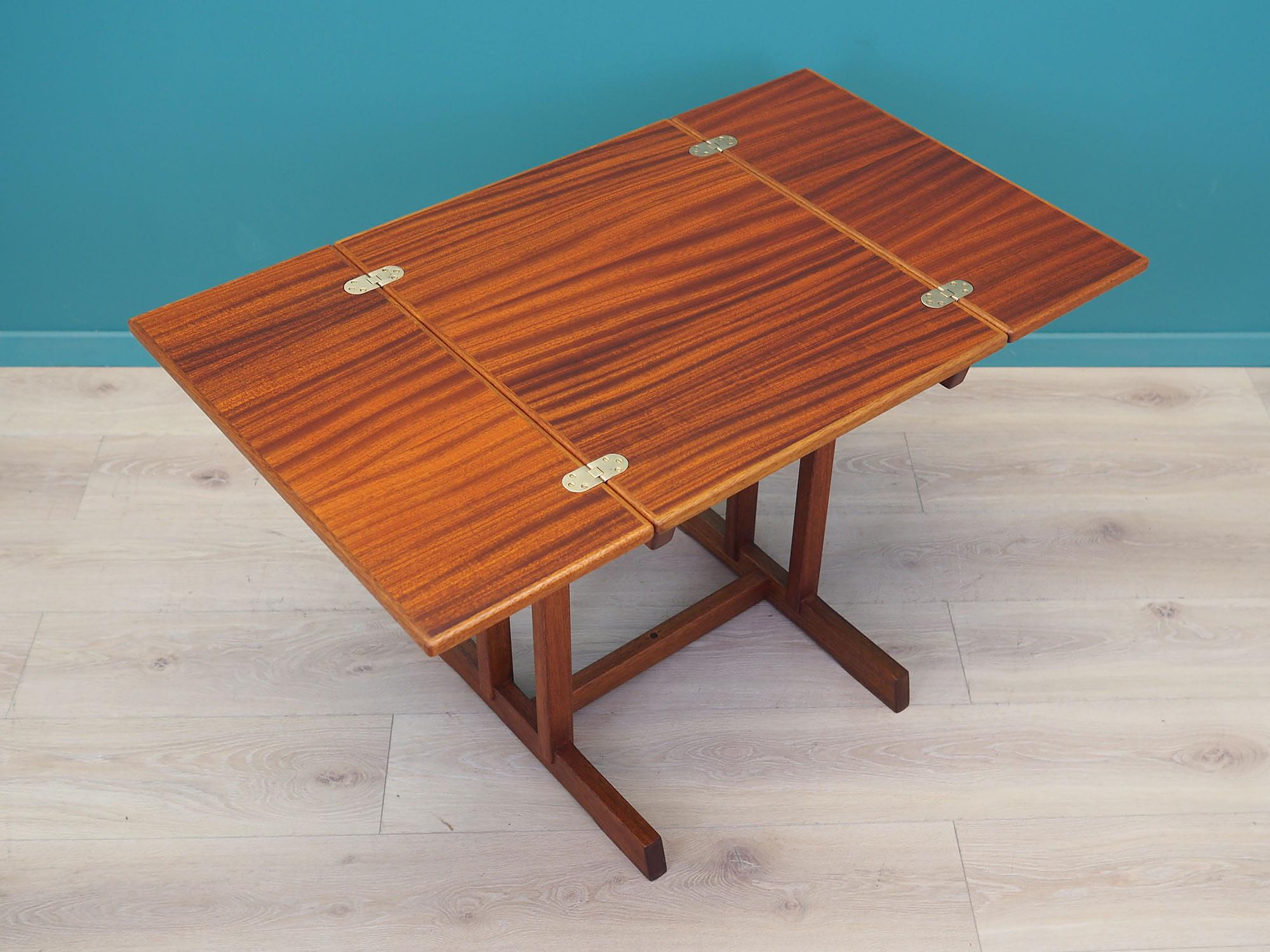 Mahogany Beistelltische 1970 Jahre 5