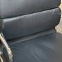 Soft Pad Chair EA219 Bürostuhl Leder Schwarz 4