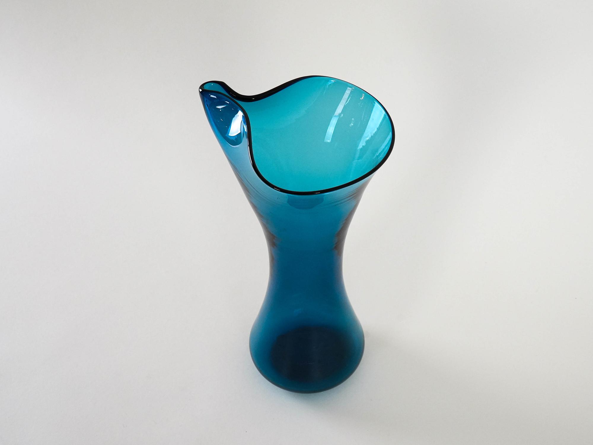 Glass pitcher Cobalt 6