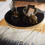Geometrischer Couchtisch Gold mit schwarzer Tischplatte 2