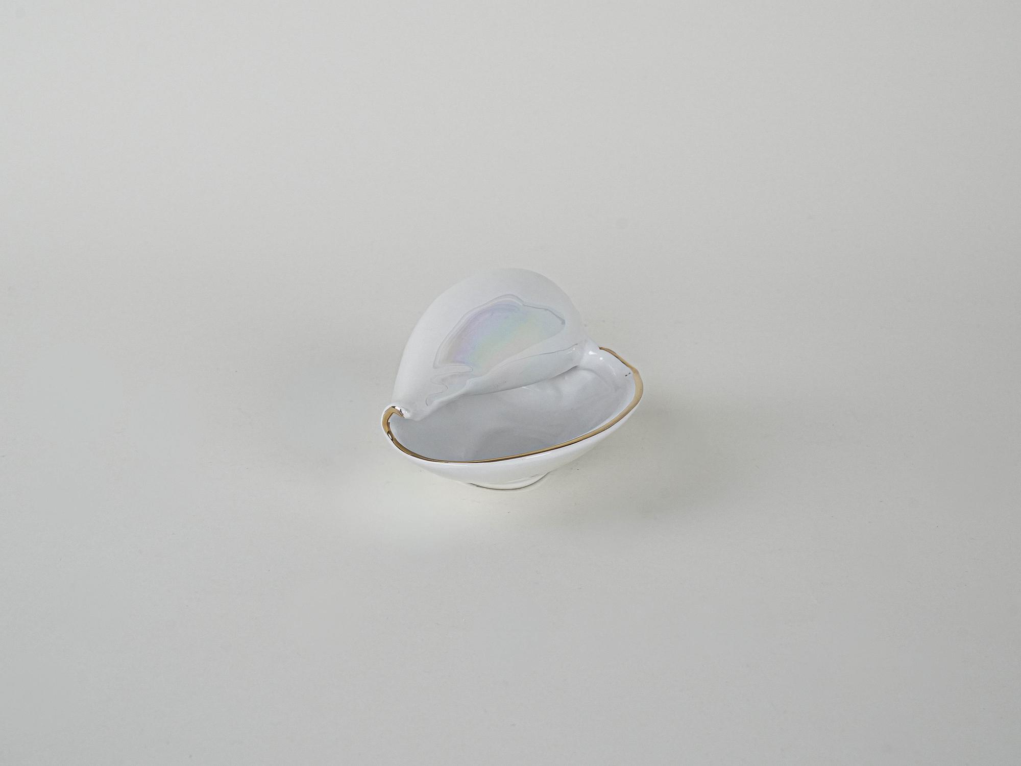 Porcelain-Shell White 1970s 3