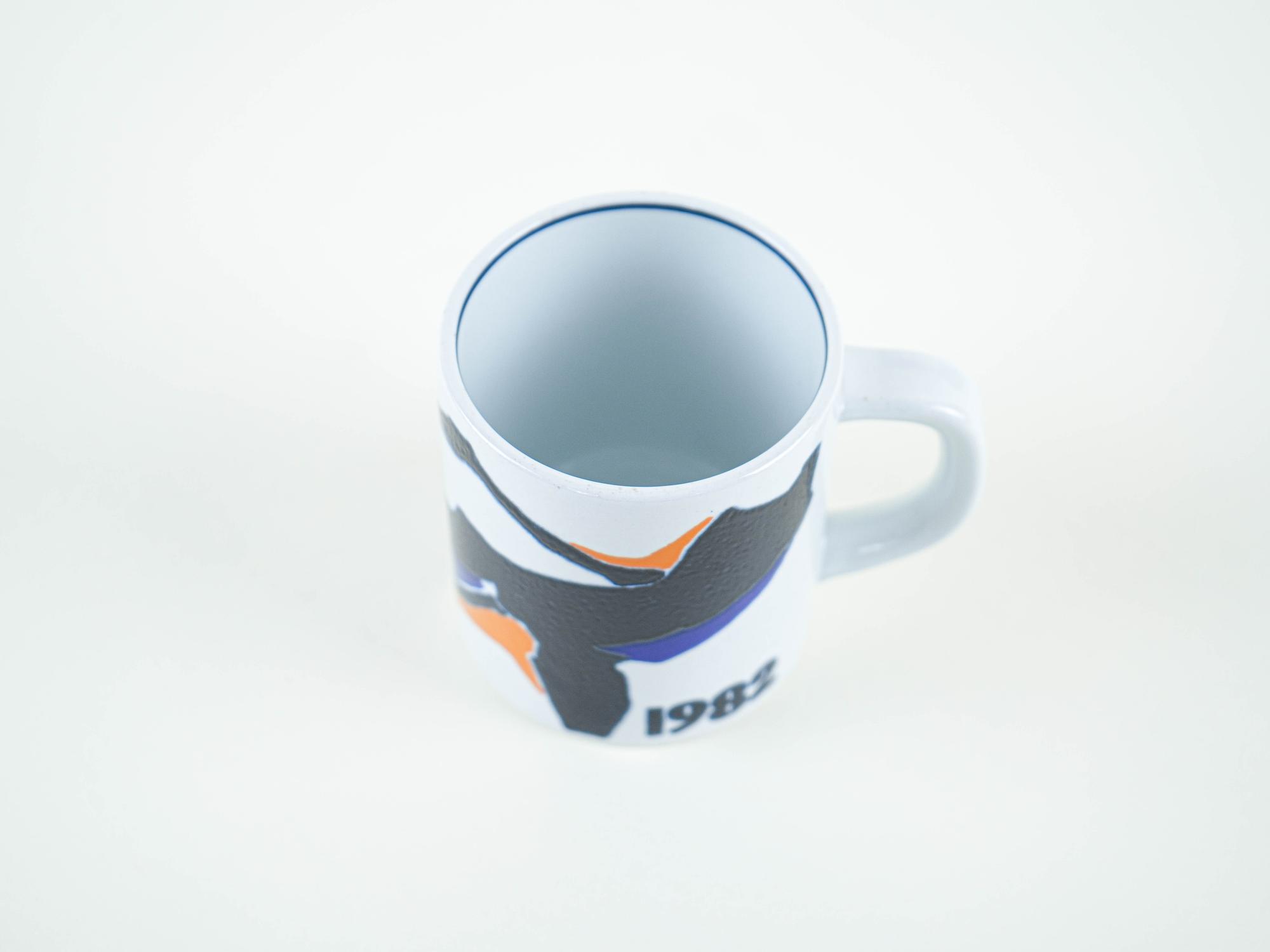 Porcelain cup 1982 5