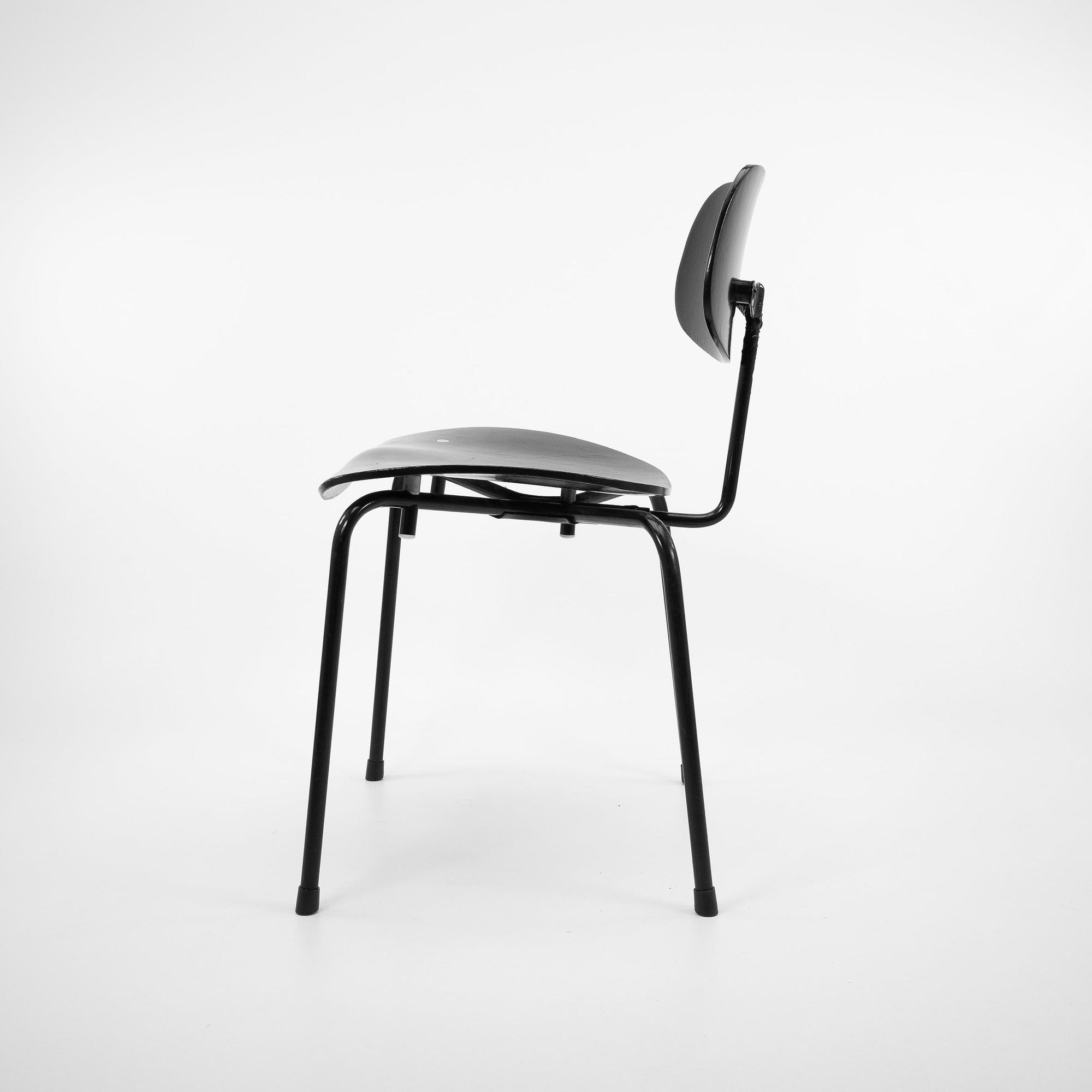 SE68 Stuhl Schwarz von Wilde&Spieth 1