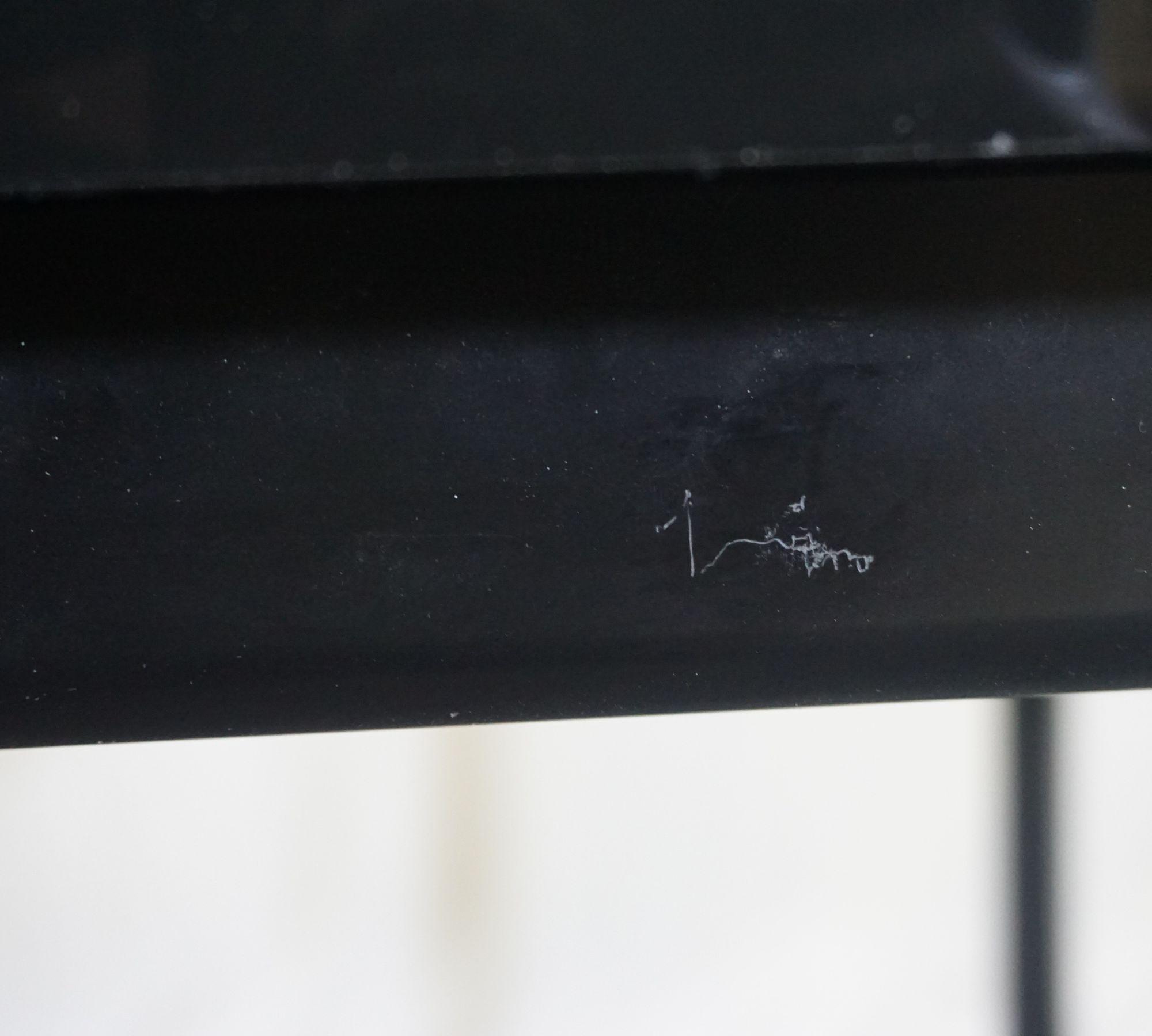 Drip Frame Esstisch Schwarz 190x80cm 5