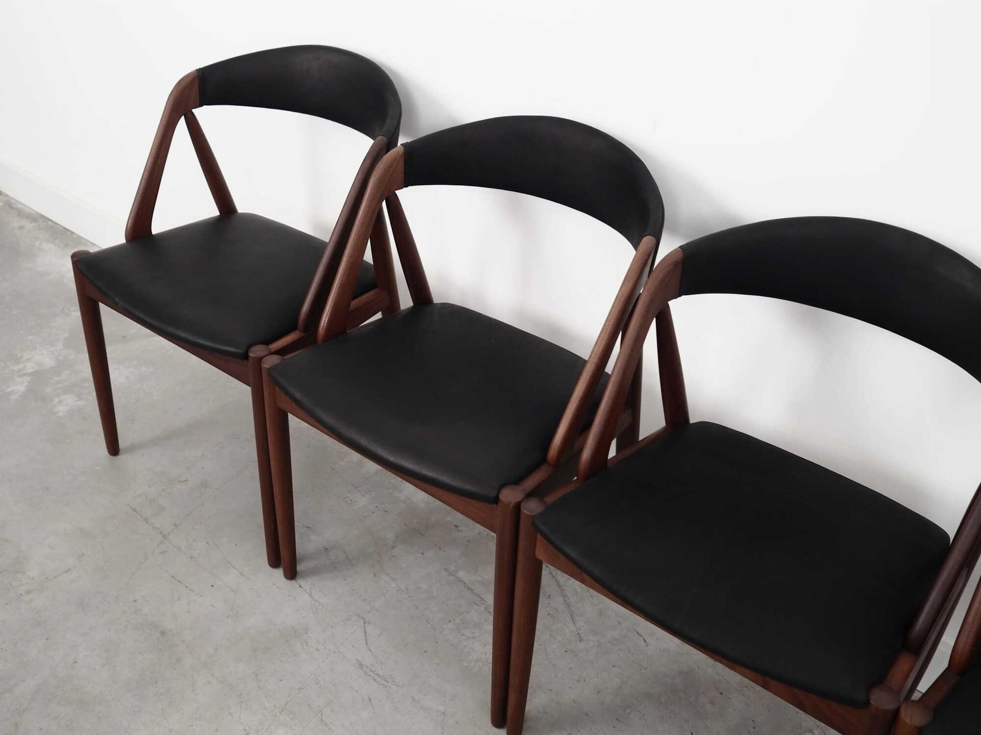 4x Vintage Chair Teak Wood Textile Black 1970s 3