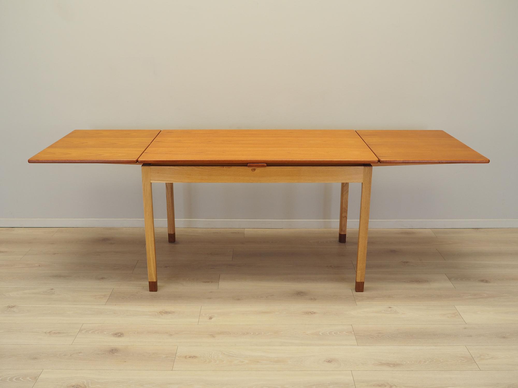Extendable table, Danish Design, 1970s, Manufacturer: SKM 9