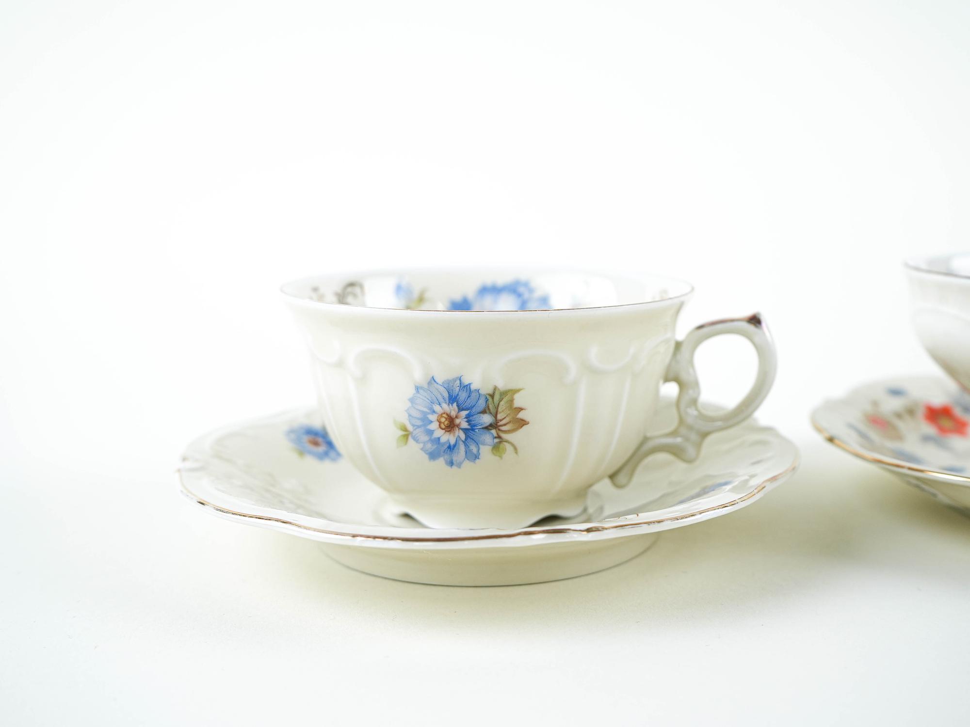 Porcelain cup set 20th century 12