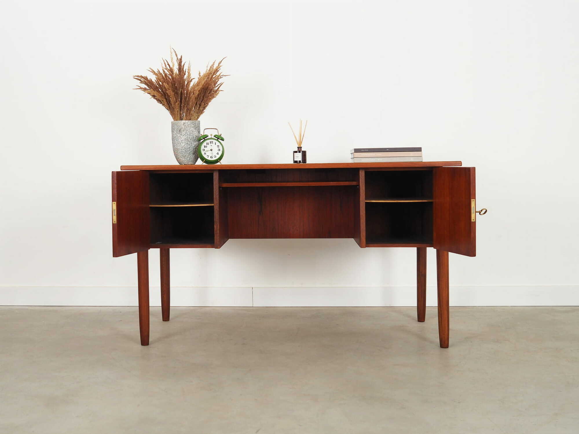 Table Wood Brown 1960s 2