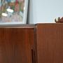 Sideboard in legno di teak anni '70 10