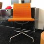 Aluminium Chair EA 101 Stoff Orange 0