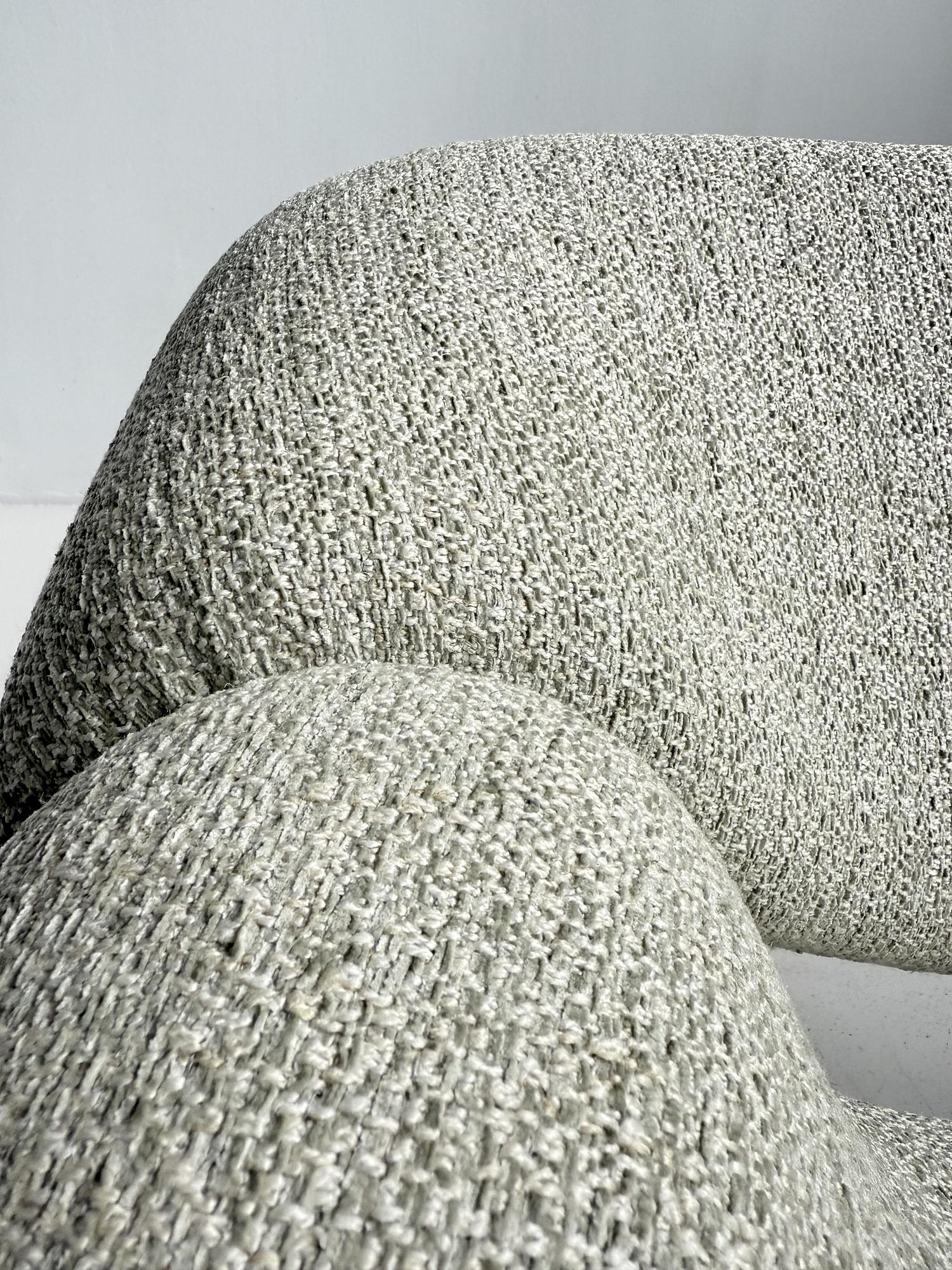 2x Groovy Armchair 1980s 8