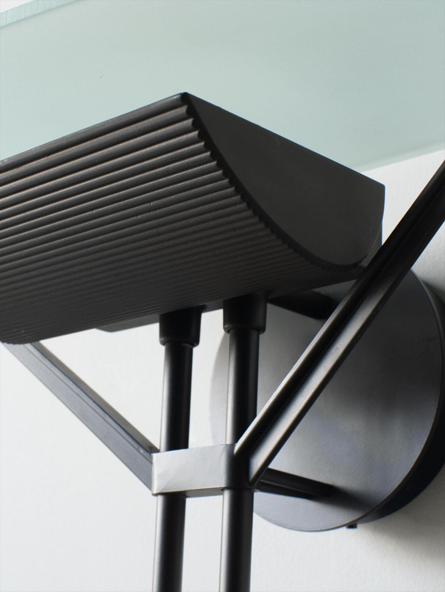 Wandlampe Glas Metall Schwarz 1980er Jahre 2