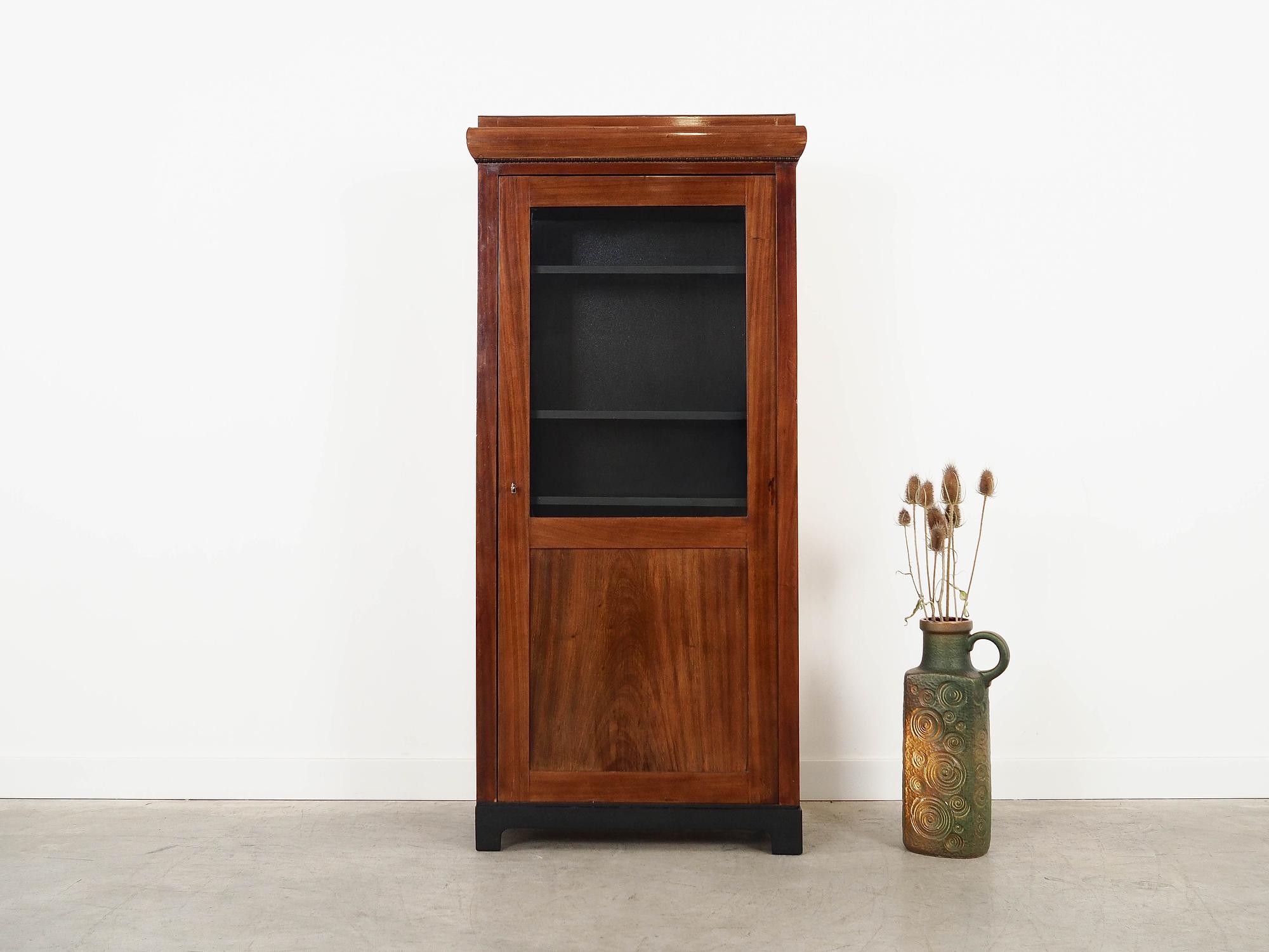 Vitrine Walnussholz 1960er Jahre 1