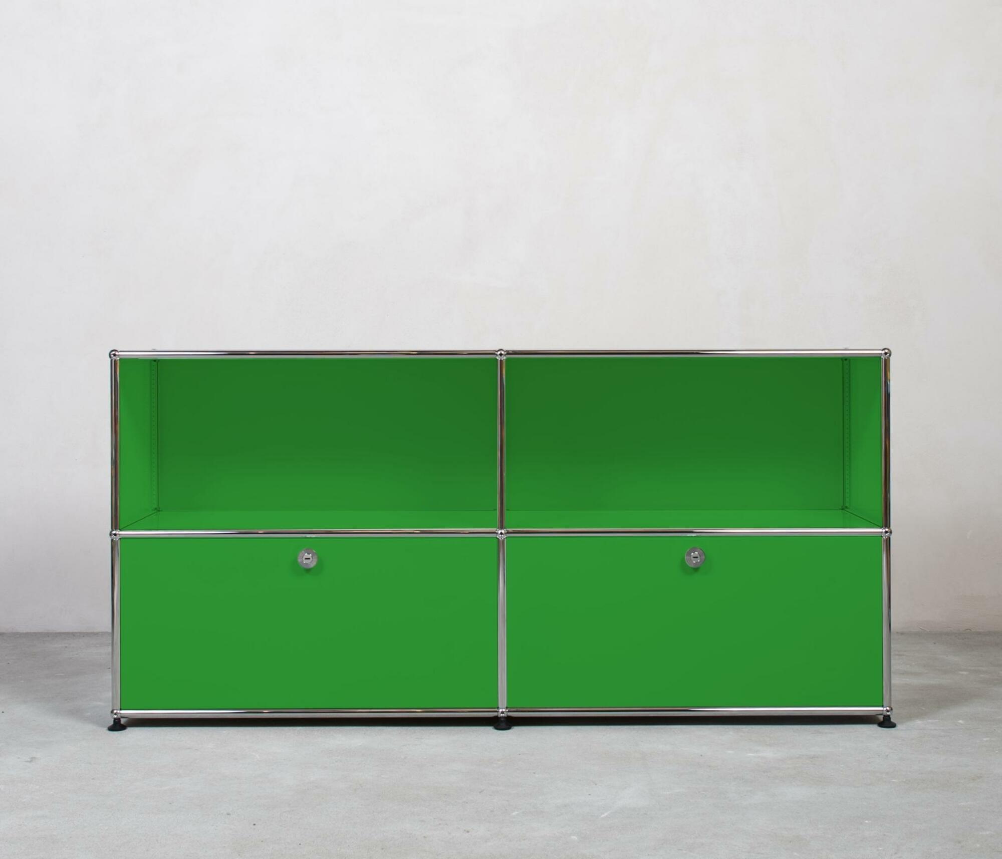 USM Haller Sideboard 2x2 Fächer oben offen Grün 0